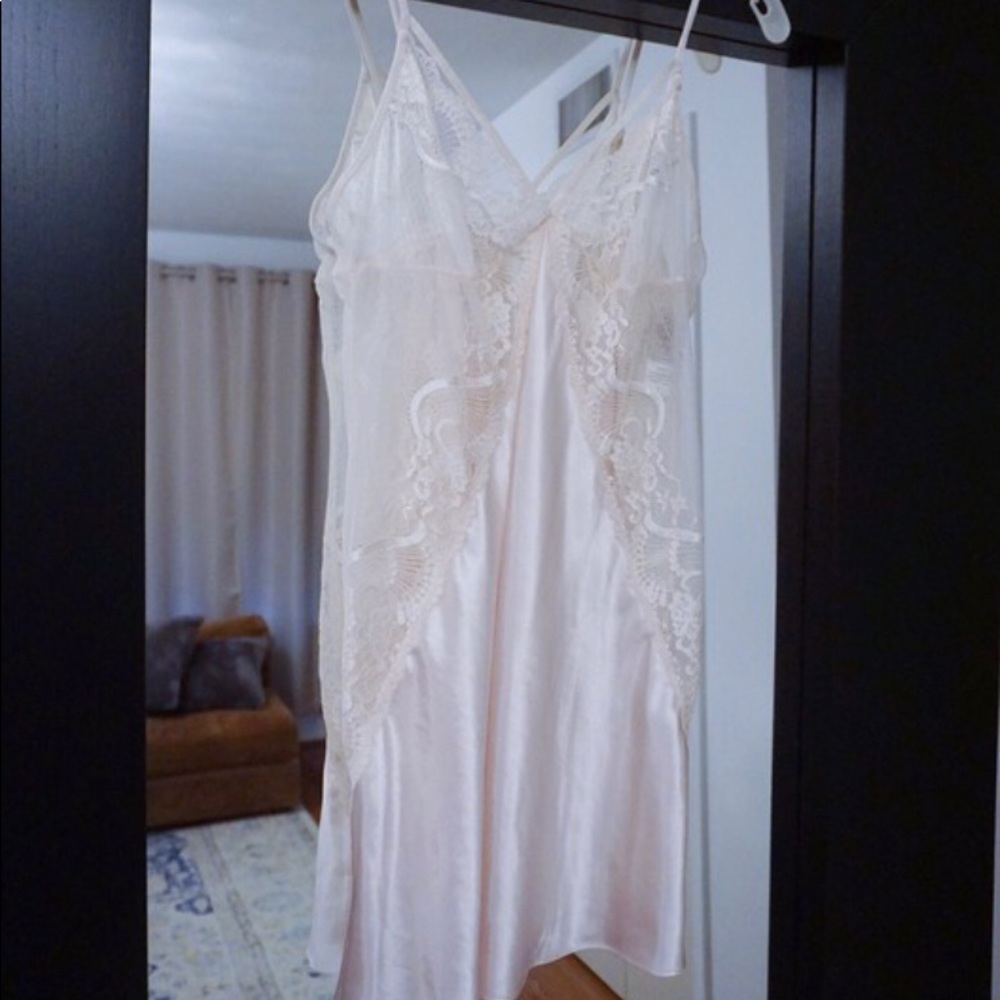 Nordstrom Silk Lacey - Size S